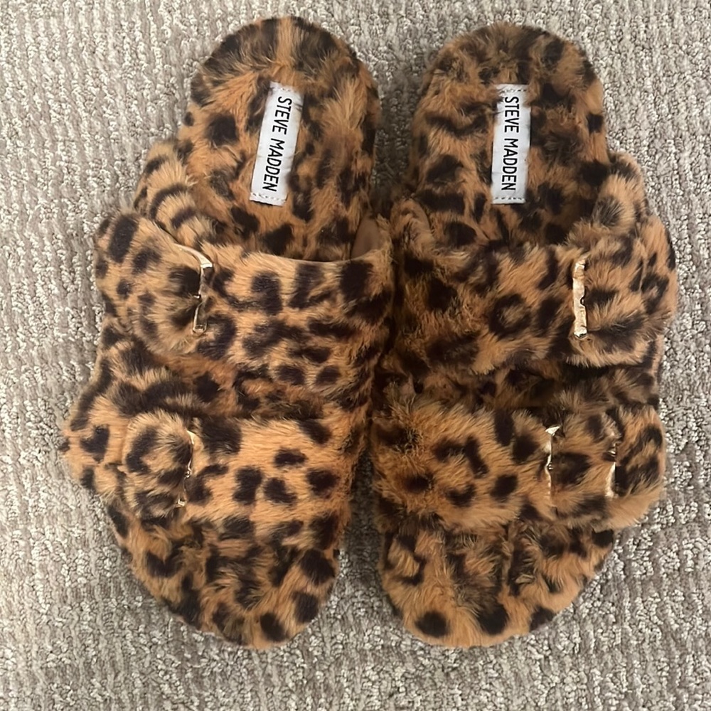 Steve Madden Slippers